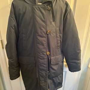 Universal Thread Navy Water Resistant puffer Jacket